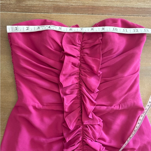 H&M Fuschia Strapless Ruched Ruffle Front Inverted Hem Party Dress, Size 2 - Picture 7 of 9